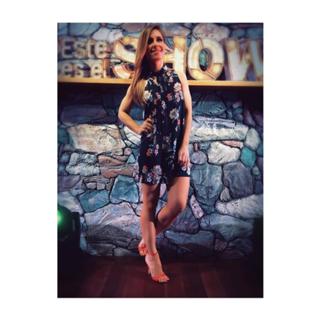 Mariana Brey feet photo thumbnail