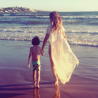 Mariana Brey feet photo thumbnail