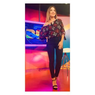 Mariana Brey feet photo thumbnail