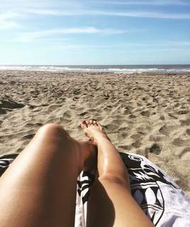 Mariana Brey feet photo thumbnail