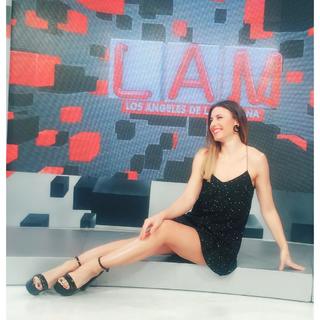 Mariana Brey feet photo thumbnail