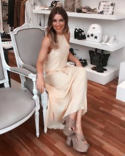 Mariana Brey feet photo thumbnail