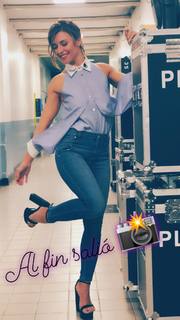 Mariana Brey feet photo thumbnail