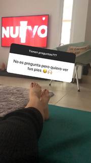 Mariana Brey feet photo thumbnail