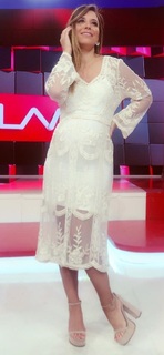 Mariana Brey feet photo thumbnail