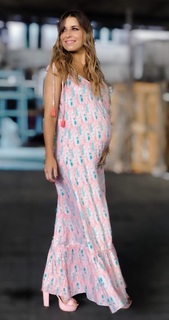 Mariana Brey feet photo thumbnail