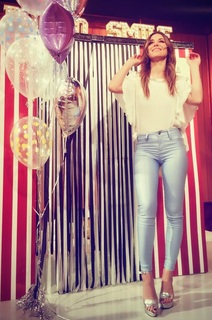 Mariana Brey feet photo thumbnail