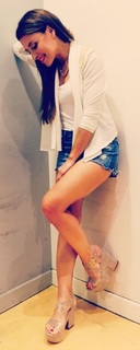 Mariana Brey feet photo thumbnail