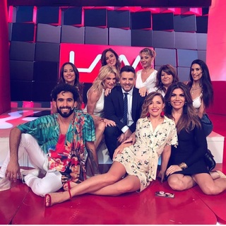 Mariana Brey feet photo thumbnail