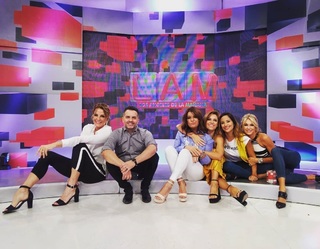 Mariana Brey feet photo thumbnail