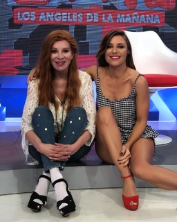 Mariana Brey feet photo thumbnail