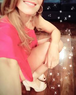 Mariana Brey feet photo thumbnail