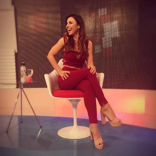 Mariana Brey feet photo thumbnail