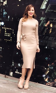 Mariana Brey feet photo thumbnail