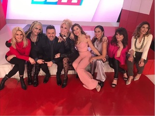 Mariana Brey feet photo thumbnail