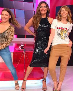 Mariana Brey feet photo thumbnail