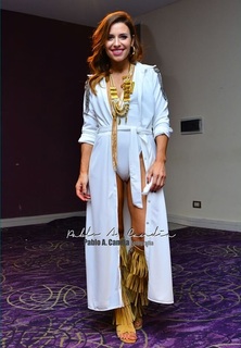 Mariana Brey feet photo thumbnail