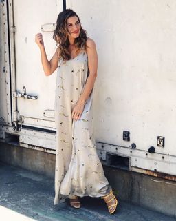 Mariana Brey feet photo thumbnail