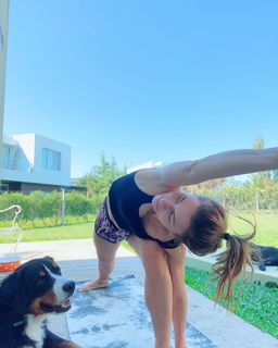 Mariana Brey feet photo thumbnail