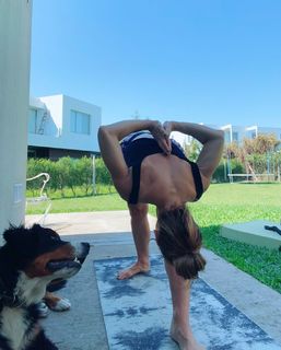 Mariana Brey feet photo thumbnail