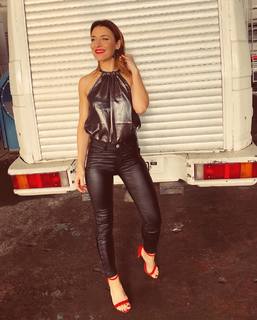 Mariana Brey feet photo thumbnail