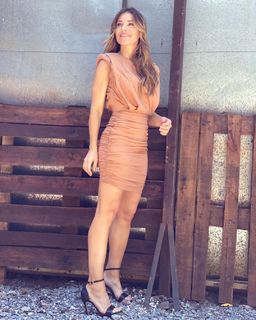 Mariana Brey feet photo thumbnail