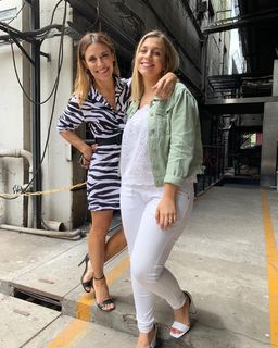 Mariana Brey feet photo thumbnail