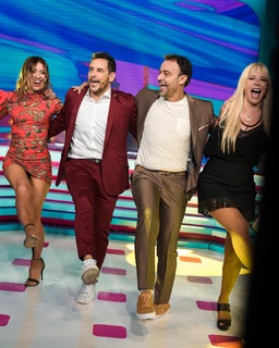 Mariana Brey feet photo thumbnail