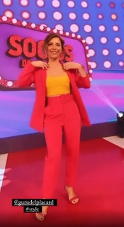 Mariana Brey feet photo thumbnail