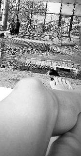 Mariana Brey feet photo thumbnail