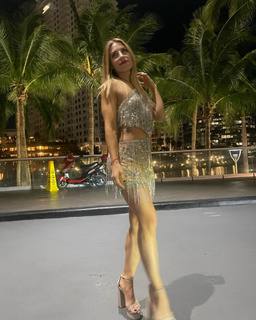 Mariana Brey feet photo thumbnail