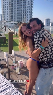 Mariana Brey feet photo thumbnail