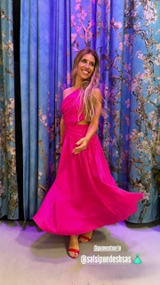 Mariana Brey feet photo thumbnail