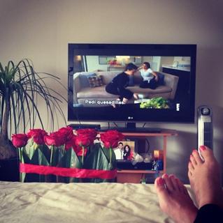 Mariana Echeverria feet photo thumbnail