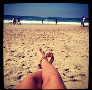 Mariana Echeverria feet photo thumbnail