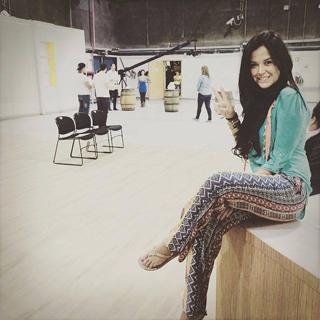 Mariana Echeverria feet photo thumbnail