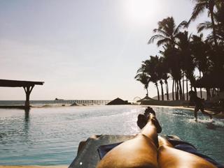 Mariana Echeverria feet photo thumbnail