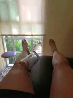 Mariana Echeverria feet photo thumbnail