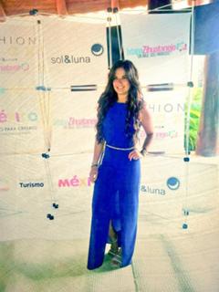 Mariana Echeverria feet photo thumbnail