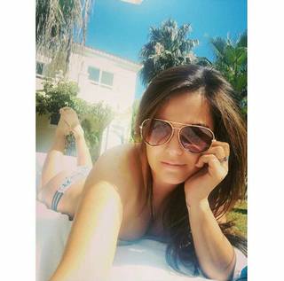 Mariana Echeverria feet photo thumbnail