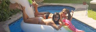 Mariana Echeverria feet photo thumbnail