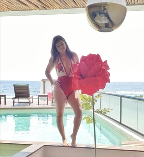 Mariana Echeverria feet photo thumbnail