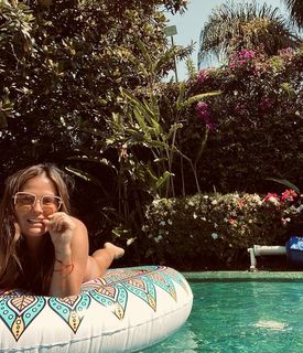 Mariana Echeverria feet photo thumbnail