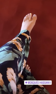 Mariana Echeverria feet photo thumbnail