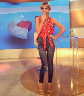 Mariana Fabbiani feet photo 12