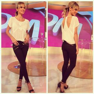 Mariana Fabbiani feet photo 9
