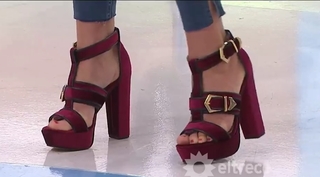 Mariana Fabbiani feet photo 16
