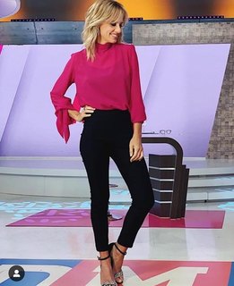 Mariana Fabbiani feet photo 20
