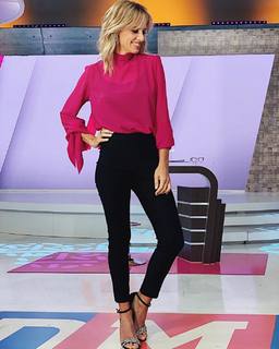 Mariana Fabbiani feet photo 2