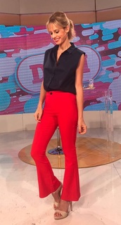 Mariana Fabbiani feet photo 15